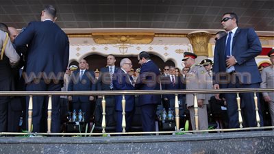 تفاصيل الاحتفال بذكرى نصر أكتوبر.. «السيسي» يشهد العرض العسكري بحضور رئيس تونس.. القوات المسلحة تستعرض أحدث نظم التسليح.. تمارين مميزة لجنود الصاعقة والمظلات.. و«طنطاوى» وعدلى منصو