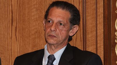 فؤاد بدراوى: السيسي يحذر من مخططات تدمير الجيش