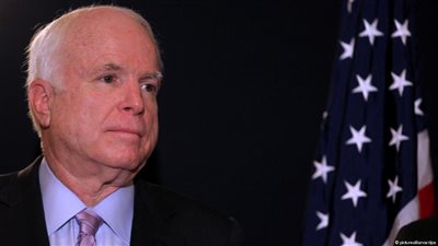 ميركل عن ماكين: فقدنا إنسانًا صاغت شجاعته وإخلاصه تأثيره السياسي