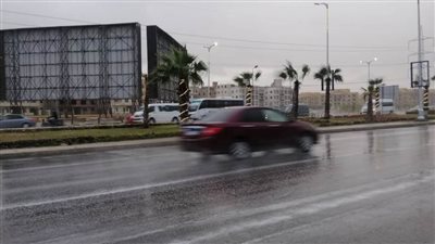 هطول أمطار غزيرة على القاهرة والجيزة | فيديو وصور