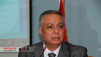وزيرالتعليم يتابع ملف تعيين 30 ألف معلم مساعد.. غدًا