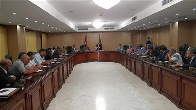 محافظ الفيوم يوجه بمتابعة خطوط الصرف الصحي تحسبا للعام الدراسي