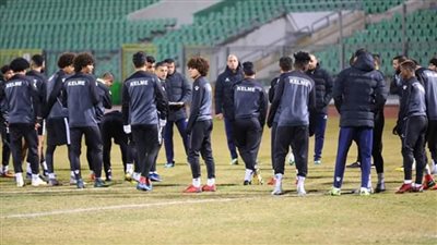 إيهاب جلال يطمئن على جاهزية أبو سليمة وشوشة قبل موقعة بيراميدز | صور