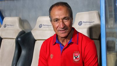 فتحي مبروك: شكرا لمجلس طاهر وألتراس أهلاوي