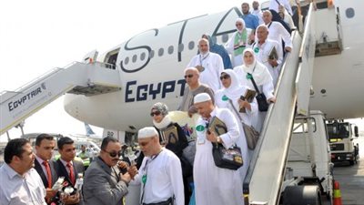 مطار القاهرة يستقبل 1600 حاج على متن 9 رحلات من جدة