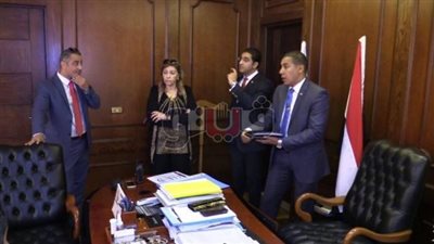 رجال سعاد الخولي تحت الميكروسكوب في أحياء الإسكندرية