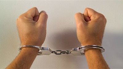 ضبط سجين هارب خلال ثورة يناير وبحوزته بندقية آلية بالقليوبية