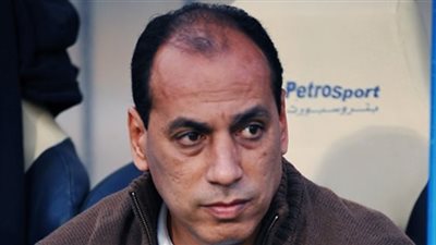 «عبد الصادق» مستمر مديرا للكرة بالأهلي وإقالة الجهاز الفني بالكامل