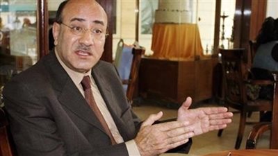 «جنينة» يصل إلى المحكمة لنظر أولى جلسات اتهامه فى سب «الزند»