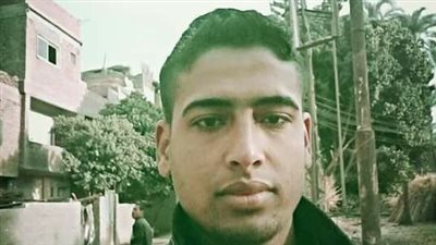 محافظ سوهاج ينيب السكرتير العام لتشييع جثمان شهيد بندار الغربية