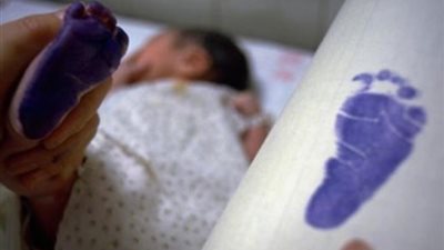 قراء «فيتو» يستبعدون نجاح تسجيل المواليد ببصمة القدم في إنهاء جرائم الخطف