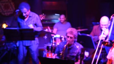 بالفيديو.. عازفا بيانو مصري وياباني تجمعهما الموسيقى بمهرجان الجاز