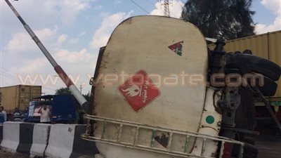 إصابة «تباع» بطريق «ميت غمر- بنها» في انقلاب سيارة نقل