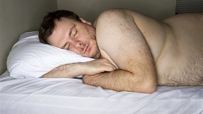 احذر.. قلة النوم تزيد الوزن وتغير الحمض النووي للشخص