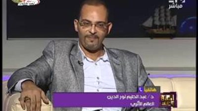 بالفيديو.. «أثرى» يحذر «نوستراداموس العرب»: الهرم وأبوالهول خط أحمر