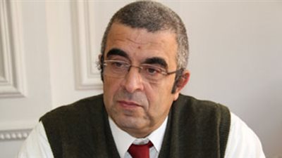 الخراط: قانون الانتخابات يسمح بسيطرة رجال الأعمال وتسلل الإخوان