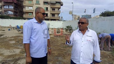 بالصور.. جولة لرئيس الضواحي ببورسعيد في مدارس الحي