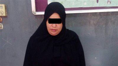 تاجرة مخدرات تعرض 80 ألف جنيه على الأمن لإطلاق سراح شقيقتها بعين شمس