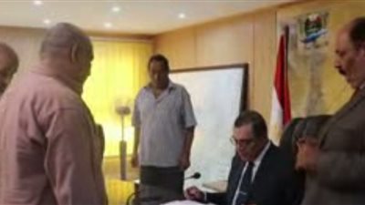 تخفيض فترات الإيقاف للمخابز المخالفة بالفيوم بعد سداد الغرامة (فيديو)