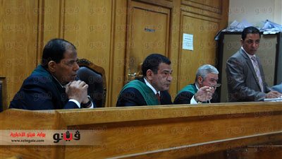 بالصور.. تنحى 