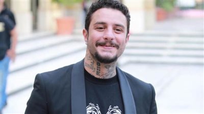 أحمد الفيشاوي يوجه رسالة رومانسية لزوجته