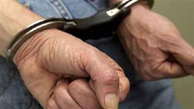 ضبط عاطل حول مسكنه لورشة تصنيع أسلحة ببنها