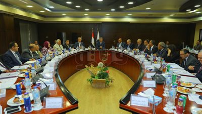 وزير النقل يعتمد نتائج عمومية مشروعات السكك الحديد (صور)