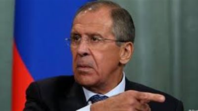 «لافروف» يطالب بتجريد دول من الأسلحة النووية