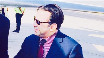 سلطات مطار القاهرة تمنع دخول موظف بسفارة فرنسا في قطر