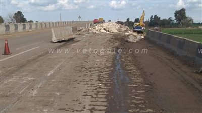 إصلاح انهيار جزئي بكوبري سبرباى (فيديو)