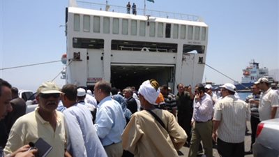 وصول 984 راكبا لميناء نويبع