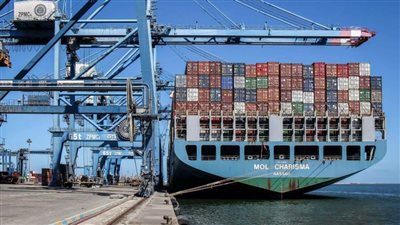 بالرغم من سوء الأحوال الجوية.. موانئ بورسعيد تستقبل 29 سفينة 