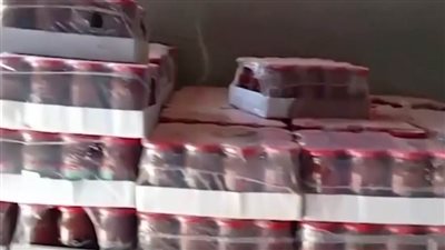 مصادرة 76 طن  لحوم وهياكل دواجن وسلع غذائية فاسدة |  فيديو