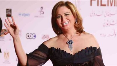 بالفيديو..إلهام شاهين لـ«عائلة ساويرس»: برافو لدعمكم السياحة والسينما