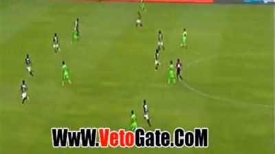 بالفيديو..«النيران الصديقة» تتقدم بالهدف الأول لـ«الأهلي» في الاتحاد