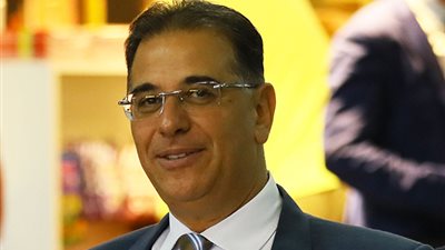 السفير المصري بتونس يطمئن جماهير الأهلي على حضور اللقاء