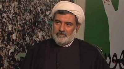 بالصور.. 5 مراجع شيعية يواجهون الموت بسبب معارضتهم خامنئي.. صانعي يهاجم «ولاية الفقيه».. «كديور» يصفه بالديكتاتور.. وحديث نكونام عن الإنترنت يدخله المعتقل