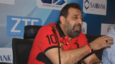 عبد الغني لـ«صلاح»: «لو كان عندك أزمة حلها في الغرف المغلقة»