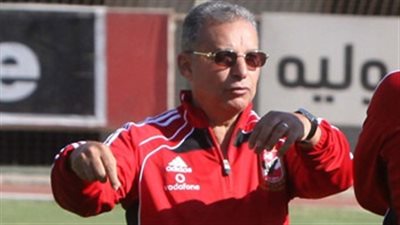 «زيزو» يجتمع بجهازه المعاون في مقر الأهلي