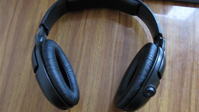 كيف تصنع سماعات DIY باستخدام جهاز أيفون قديم