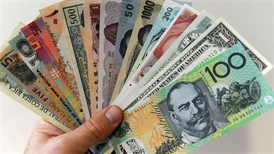 الدولار الأسترالي يرتفع في أوربا.. والأمريكي يخسر أمام الين واليورو