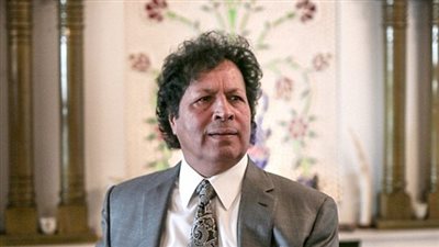 بالفيديو.. قذاف الدم يتنبأ بسيناريو الحرب العالمية الثالثة.. سقوط الأسد ينذر بكارثة عالمية.. «داعش» يحتل مكة ويؤسس الخلافة.. ارتفاع خيالي لأسعار النفط يتبعه سقوط أوربا.. وانتفاضة داخلية تسقط