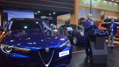 بالصور.. سيارات ألفا روميو تخطف الأنظار في معرض أوتوماك فورميلا