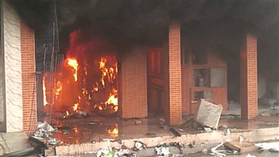 السيطرة على حريق محل تابع لإحدى الشركات في مطروح