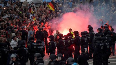 اشتباكات عنيفة بين الشرطة الألمانية ومحتجين (فيديو وصور)