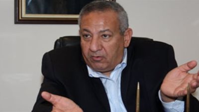 كامل أبوعلى يغازل بركات بـ 5 ملايين جنيه