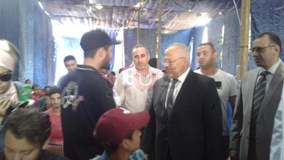الخشت يتفقد مستشفى طلبة جامعة القاهرة (صور)