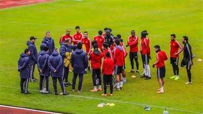 بيراميدز يؤدي مرانه الرئيسي بالدفاع الجوي استعدادا للمصري| صور