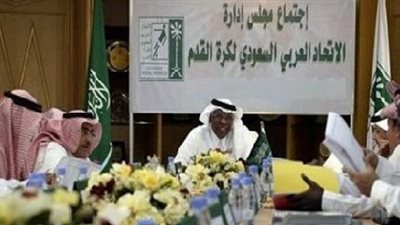 إلزام الأندية السعودية بتعيين مدرب وطني قبل بداية الموسم