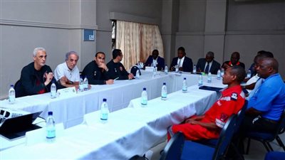 الأهلي يرتدي زيه التقليدي أمام بلاتينيوم الزيمبابوي غدا